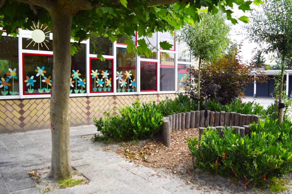 Groen schoolplein CBS De Hoeksteen