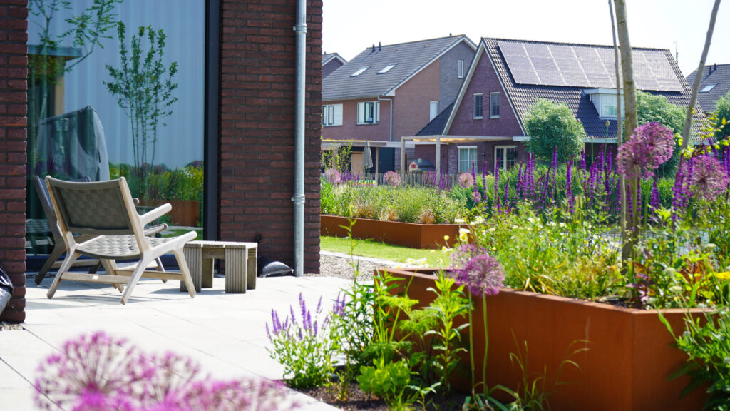Moderne tuin Workum