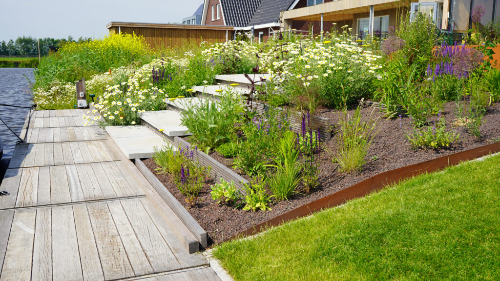 Moderne tuin Workum