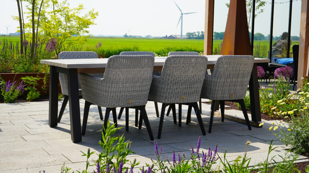 Moderne tuin Workum
